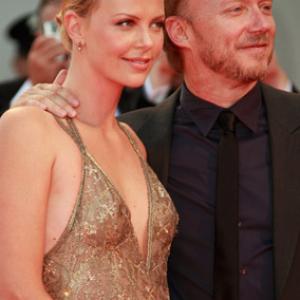 Charlize Theron and Paul Haggis at event of In the Valley of Elah (2007)