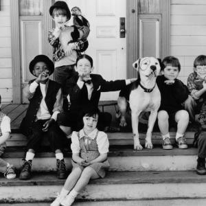 Still of Ross Bagley, Bug Hall, Brittany Ashton Holmes, Travis Tedford and Kevin Jamal Woods in The Little Rascals (1994)