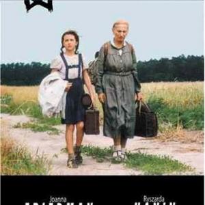 Joanna Friedman and Ryszarda Hanin in Jeszcze tylko ten las (1991)