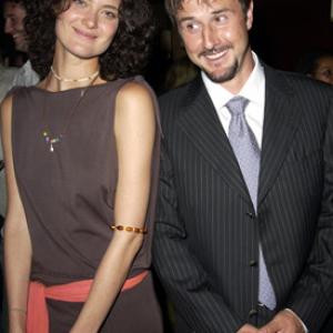 David Arquette and Shalom Harlow at event of Happy Here and Now (2002)