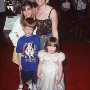 Melissa Joan Hart Brian Hart and Emily Hart at event of Quest for Camelot 1998