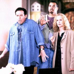 Kim Greist, Sinbad and Phil Hartman in Houseguest (1995)
