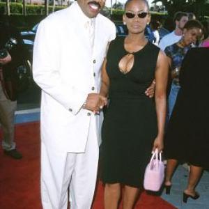 Steve Harvey at event of The Original Kings of Comedy 2000