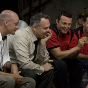 Vincent DOnofrio Vince Vaughn Cole Hauser and Peyton Reed in The BreakUp 2006