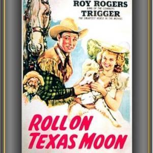 Roy Rogers Dale Evans and George Gabby Hayes in Roll on Texas Moon 1946