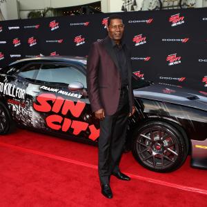 Dennis Haysbert at event of Sin City: A Dame to Kill For (2014)