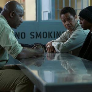 Still of Cuba Gooding Jr., Dennis Haysbert and Malcolm M. Mays in Life of a King (2013)