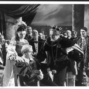 Laurence Olivier, Eileen Herlie, Basil Sydney