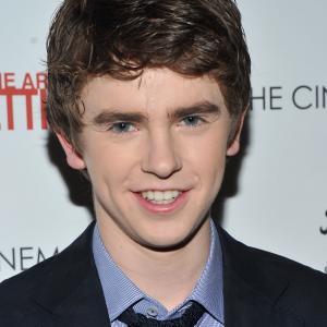 Freddie Highmore at event of The Art of Getting By (2011)