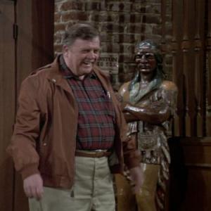 Still of Pat Hingle in Cheers 1982