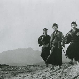 Still of Mikijir Hira Isamu Nagato and Tetsur Tanba in Sanbiki no samurai 1964