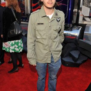 Emile Hirsch at event of Transformers: Revenge of the Fallen (2009)