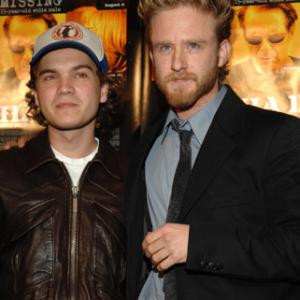 Ben Foster and Emile Hirsch at event of Alfa gauja (2006)