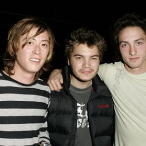 Emile Hirsch, Ace Norton and Matthew Smiley at event of Alfa gauja (2006)