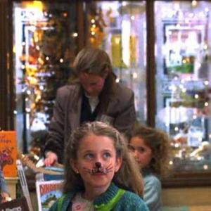 Hallee Hirsh as Aunt Annabelle in Youve Got Mail with Tom Hanks and Meg Ryan 2008