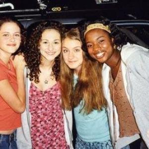 Hallee Hirsh second from right with cast of Speak 2004 with Kristen Stewart