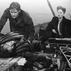 Still of Tallulah Bankhead and John Hodiak in Lifeboat 1944