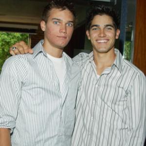 Tyler Hoechlin and Tanner Hoechlin at event of Popularity Contest 2005