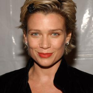 Laurie Holden at event of Ties jausmu riba 2005