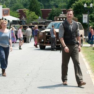 Still of Laurie Holden and David Morrissey in Vaiksciojantys negyveliai: Walk with Me (2012)