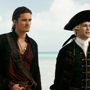 Still of Orlando Bloom and Tom Hollander in Karibu piratai: pasaulio pakrasty (2007)