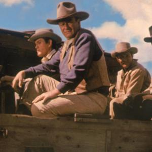 John Wayne, Dean Martin, Earl Holliman