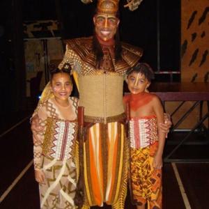 Boise Holmes as MUFASA in THE LION KING Germany performed completely in German