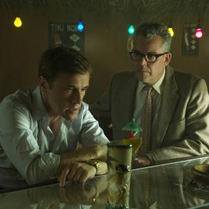 Still of Danny Huston and Christoph Waltz in Dideles akys 2014