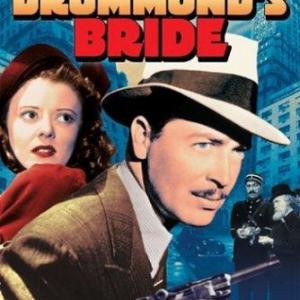 Heather Angel and John Howard in Bulldog Drummond's Bride (1939)