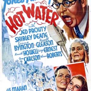 Spring Byington, Russell Gleason, Kenneth Howell, Joan Marsh, Jed Prouty and Florence Roberts in Hot Water (1937)