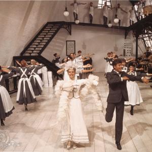 Still of Dick Van Dyke and Sally Ann Howes in Chitty Chitty Bang Bang (1968)