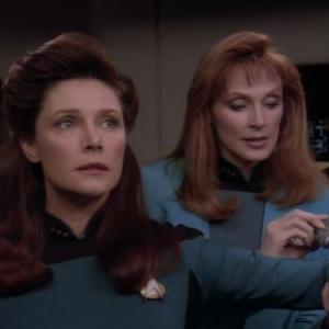 Still of Gates McFadden and Wendy Hughes in Star Trek The Next Generation 1987