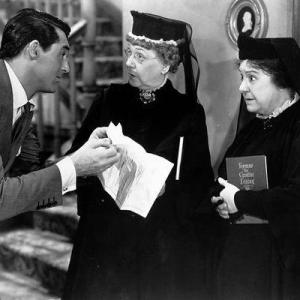 Still of Cary Grant Jean Adair and Josephine Hull in Arsenic and Old Lace 1944