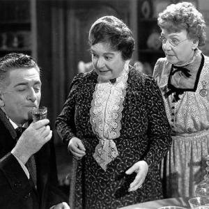 Still of Edward Everett Horton Jean Adair and Josephine Hull in Arsenic and Old Lace 1944