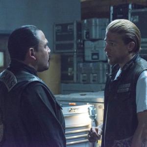 Still of Charlie Hunnam and Emilio Rivera in Sons of Anarchy (2008)