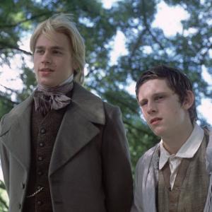 Still of Jamie Bell and Charlie Hunnam in Nicholas Nickleby (2002)
