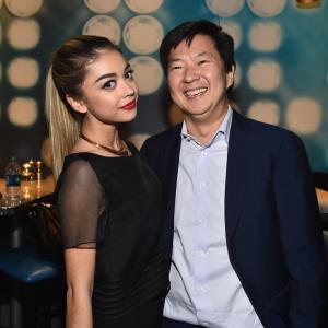 Sarah Hyland and Ken Jeong at event of The DUFF 2015
