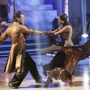 Still of Chris Jericho and Cheryl Burke in Dancing with the Stars 2005