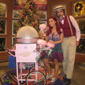 On set of VICTORIOUS with Ariana Grande