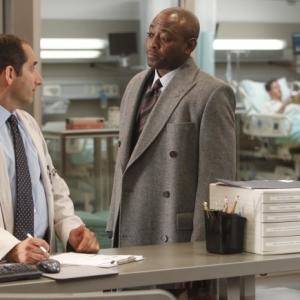 Still of Omar Epps and Peter Jacobson in Hausas (2004)