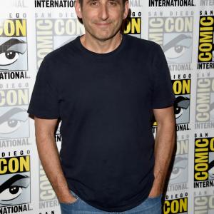 Peter Jacobson at event of Colony 2015