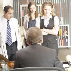 Still of Peter Jacobson, Jennifer Morrison and Olivia Wilde in Hausas (2004)