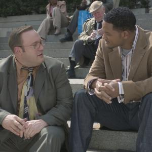 Still of Will Smith and Kevin James in Hitch (2005)