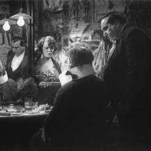Still of Kurt Gerron, Emil Jannings and Rosa Valetti in Der blaue Engel (1930)