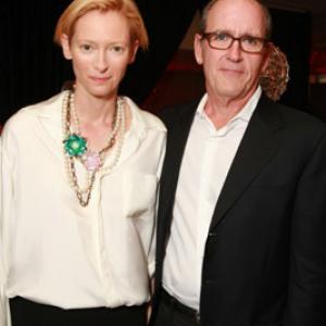 Richard Jenkins and Tilda Swinton at event of Perskaityk ir sudegink 2008