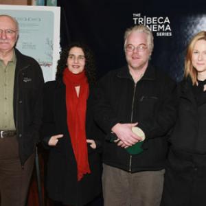 Philip Seymour Hoffman, Laura Linney, Philip Bosco and Tamara Jenkins at event of The Savages (2007)