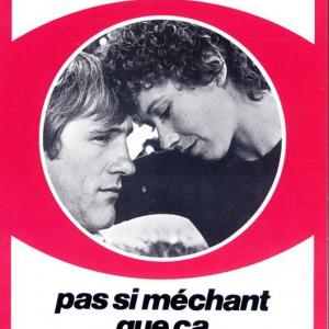 Still of Grard Depardieu and Marlne Jobert in Pas si meacutechant que ccedila 1975