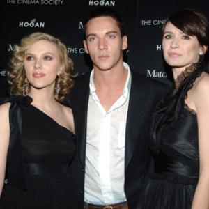 Scarlett Johansson and Emily Mortimer at event of Match Point 2005
