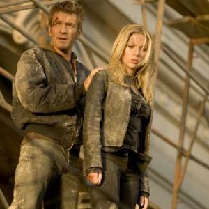 Still of Ewan McGregor and Scarlett Johansson in Sala (2005)