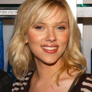 Scarlett Johansson at event of Sala (2005)